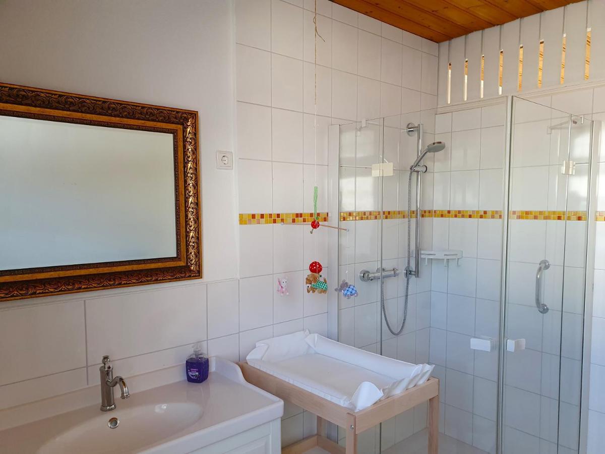 Ferienhaus Grimme - 350M2, 18 Betten - Mit Indoorspielplatz, Pool, Grosser Terrasse, Grill, Sauna, Kicker, Dart, Uvm - Ideal Fuer Familien Schmallenberg Extérieur photo
