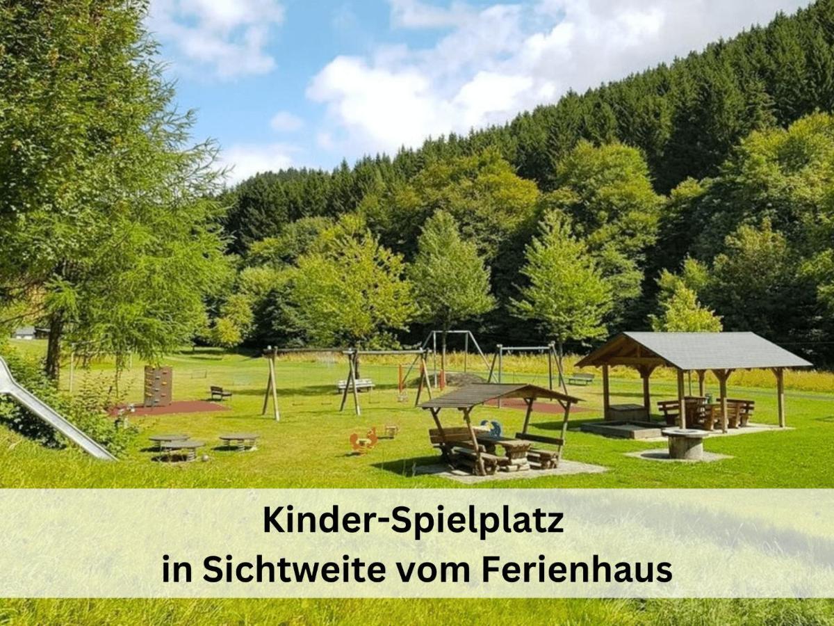 Ferienhaus Grimme - 350M2, 18 Betten - Mit Indoorspielplatz, Pool, Grosser Terrasse, Grill, Sauna, Kicker, Dart, Uvm - Ideal Fuer Familien Schmallenberg Extérieur photo